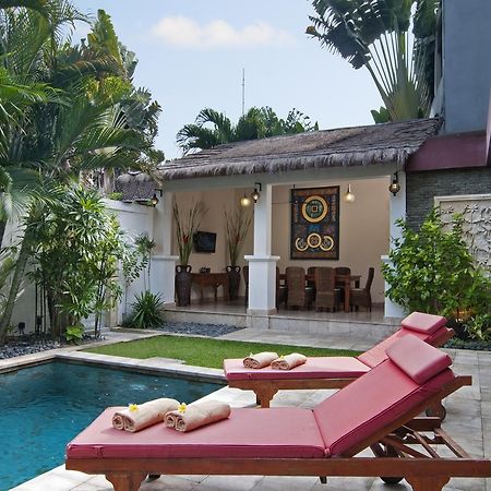 4Br Villa Selasa - Minggu Villas Seminyak Extérieur photo